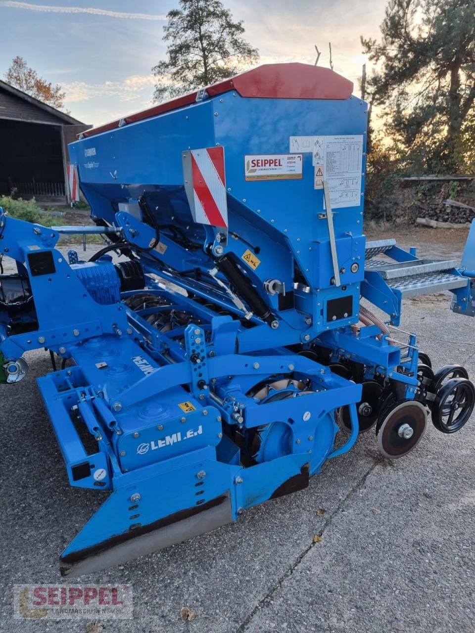 Kreiselegge типа Lemken ZIRKON 12/300 + Saphir 7, Gebrauchtmaschine в Groß-Umstadt (Фотография 7)