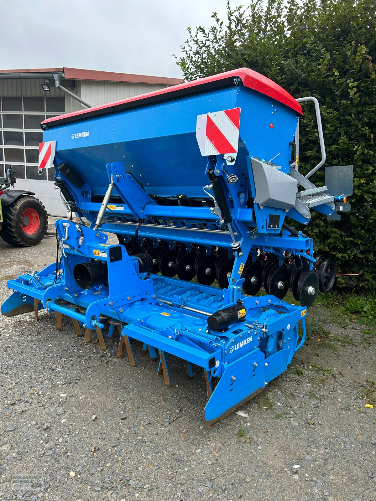 Kreiselegge of the type Lemken Zirkon 8/300, Neumaschine in Pocking (Picture 4)