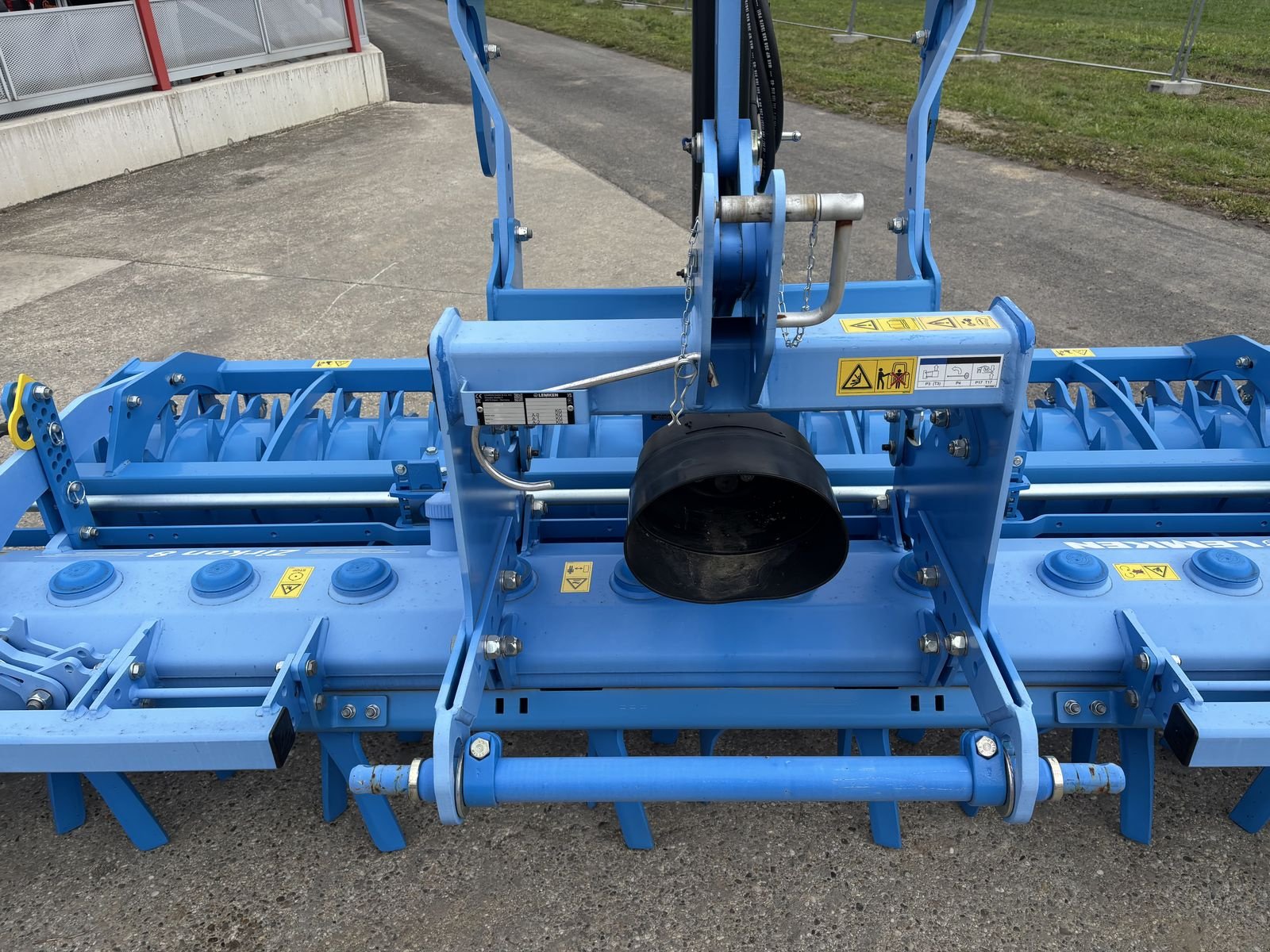 Kreiselegge des Typs Lemken Zirkon 8/300, Neumaschine in Starrein (Bild 19)