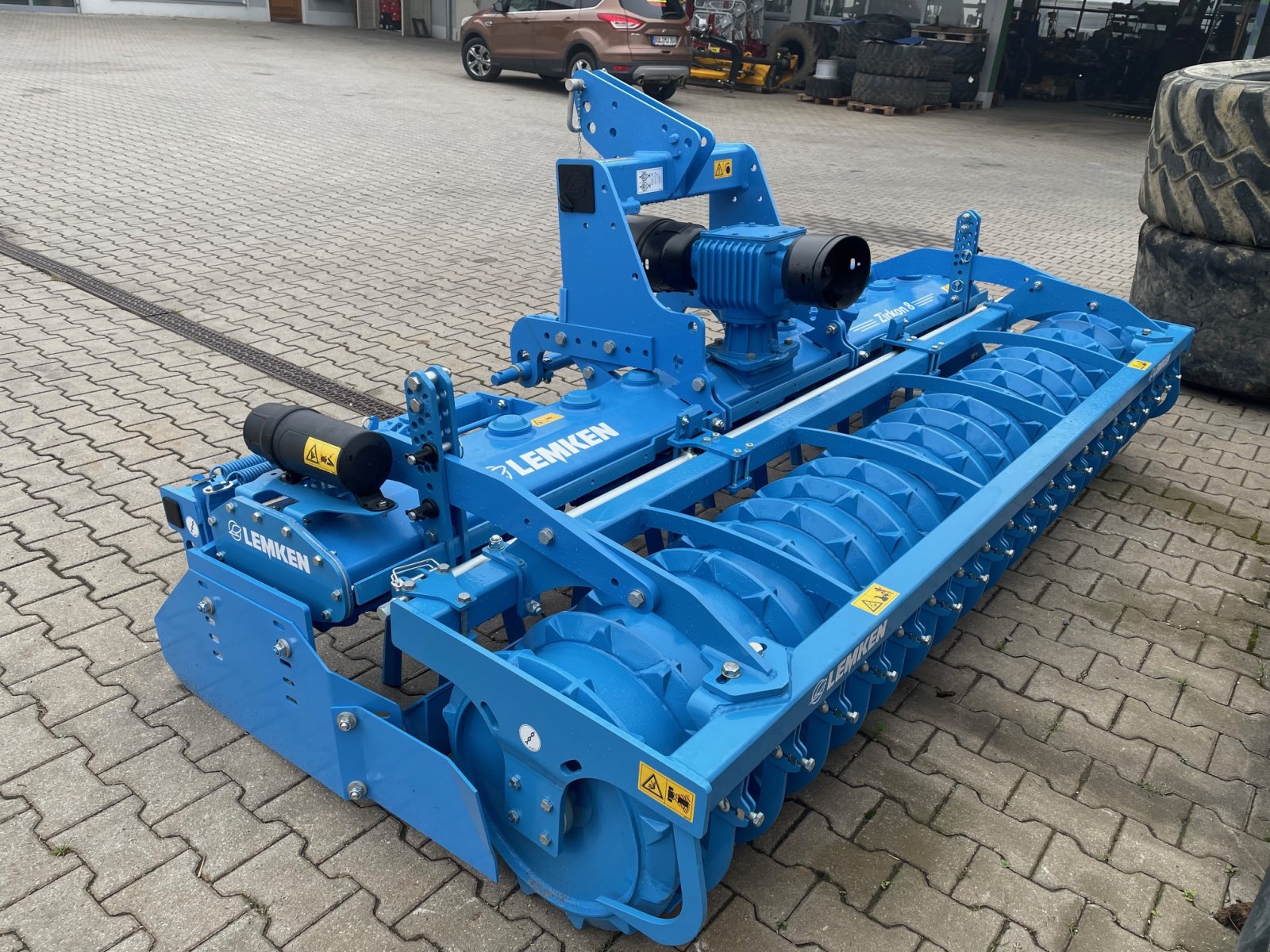 Kreiselegge des Typs Lemken Zirkon 8/300, Neumaschine in Burglengenfeld (Bild 2)