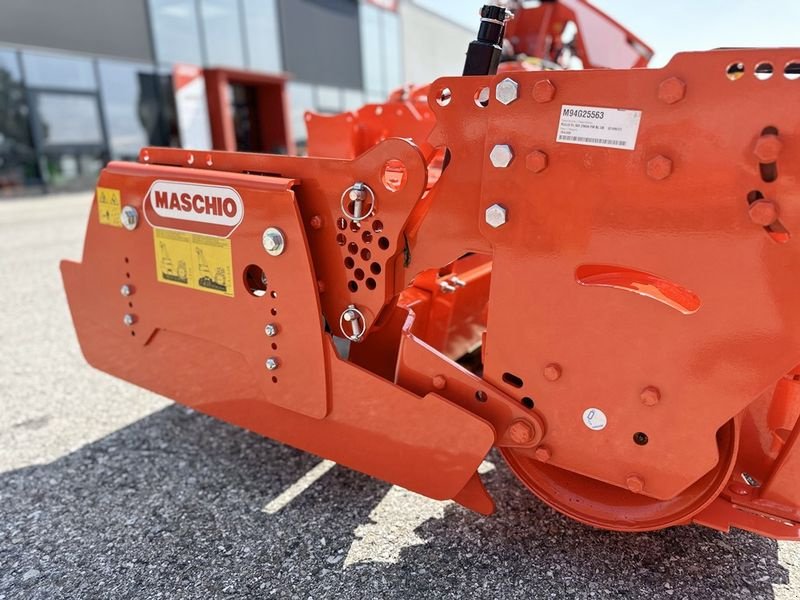 Kreiselegge des Typs Maschio FALCO SUPER 5000 Kreiselegge klappbar, Neumaschine in St. Marienkirchen (Bild 11)