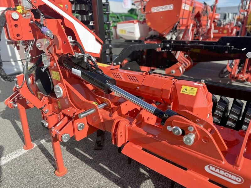 Kreiselegge des Typs Maschio FALCO SUPER 5000 Kreiselegge klappbar, Neumaschine in St. Marienkirchen (Bild 4)