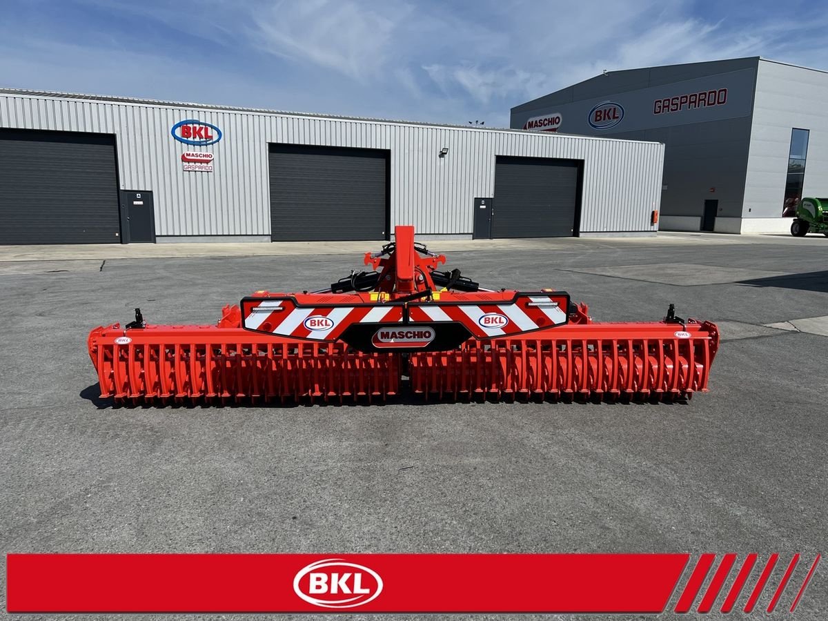 Kreiselegge des Typs Maschio GABBIANO SUPER 5000 Kreiseleggen, Neumaschine in Rovisce (Bild 1)