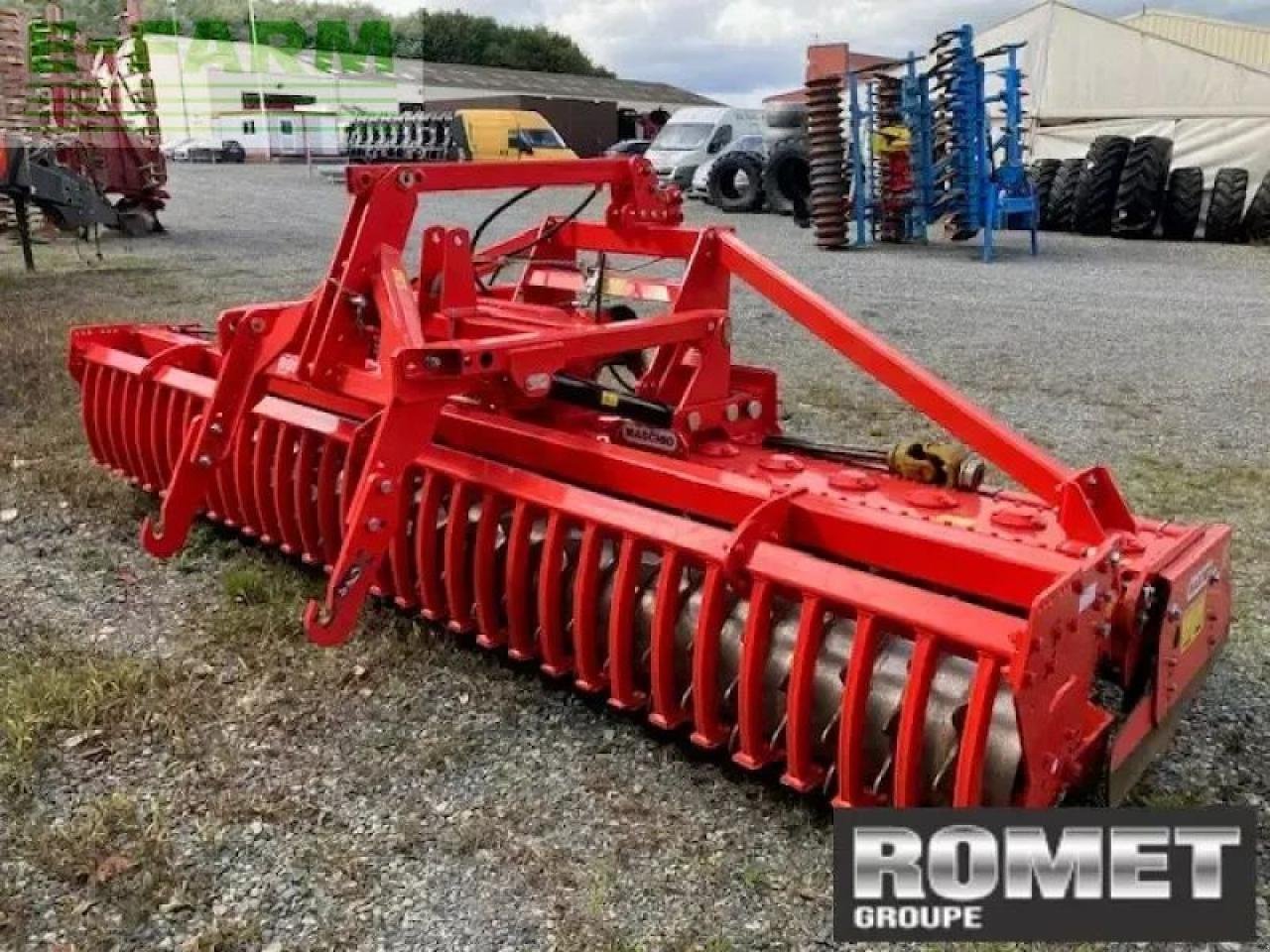 Kreiselegge des Typs Maschio orso rapido4000+, Gebrauchtmaschine in GENNES-SUR-GLAIZE (Bild 2)
