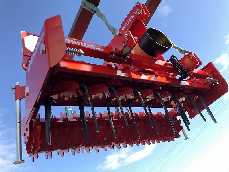 Kreiselegge Türe ait Minos Agri Kreiselegge Wein,-Obstbau M-DRAM-1750-AM mit Packerwalze, Neumaschine içinde Münstermaifeld (resim 13)