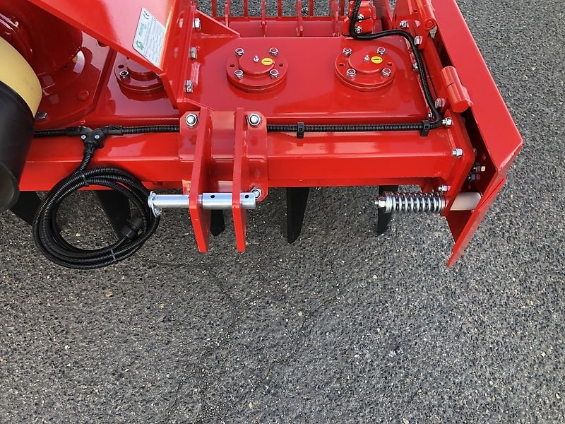 Kreiselegge Türe ait Minos Agri Kreiselegge Wein,-Obstbau M-DRAM-1750-AM mit Packerwalze, Neumaschine içinde Münstermaifeld (resim 9)