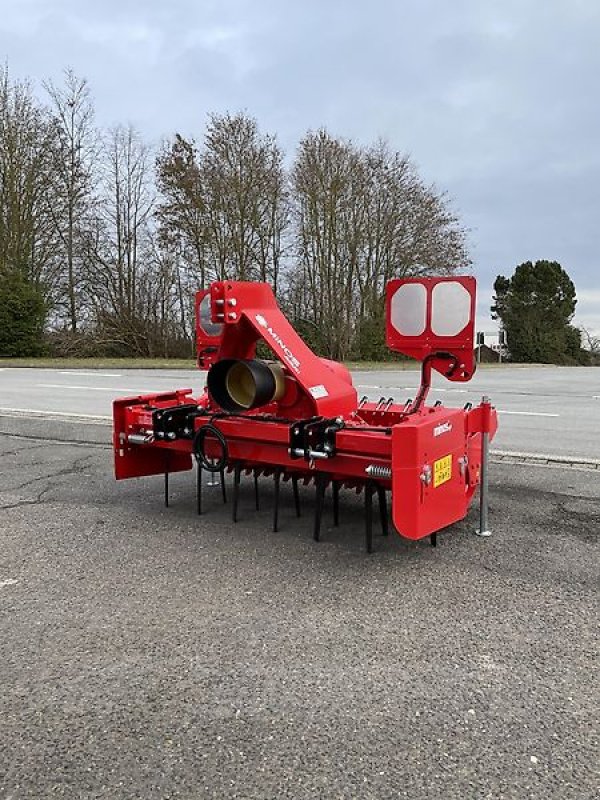 Kreiselegge des Typs Minos Agri Kreiselegge Wein,- und Obstbau M-DRAM-1500-AM mit Packerwalze, Neumaschine in Münstermaifeld (Bild 3)