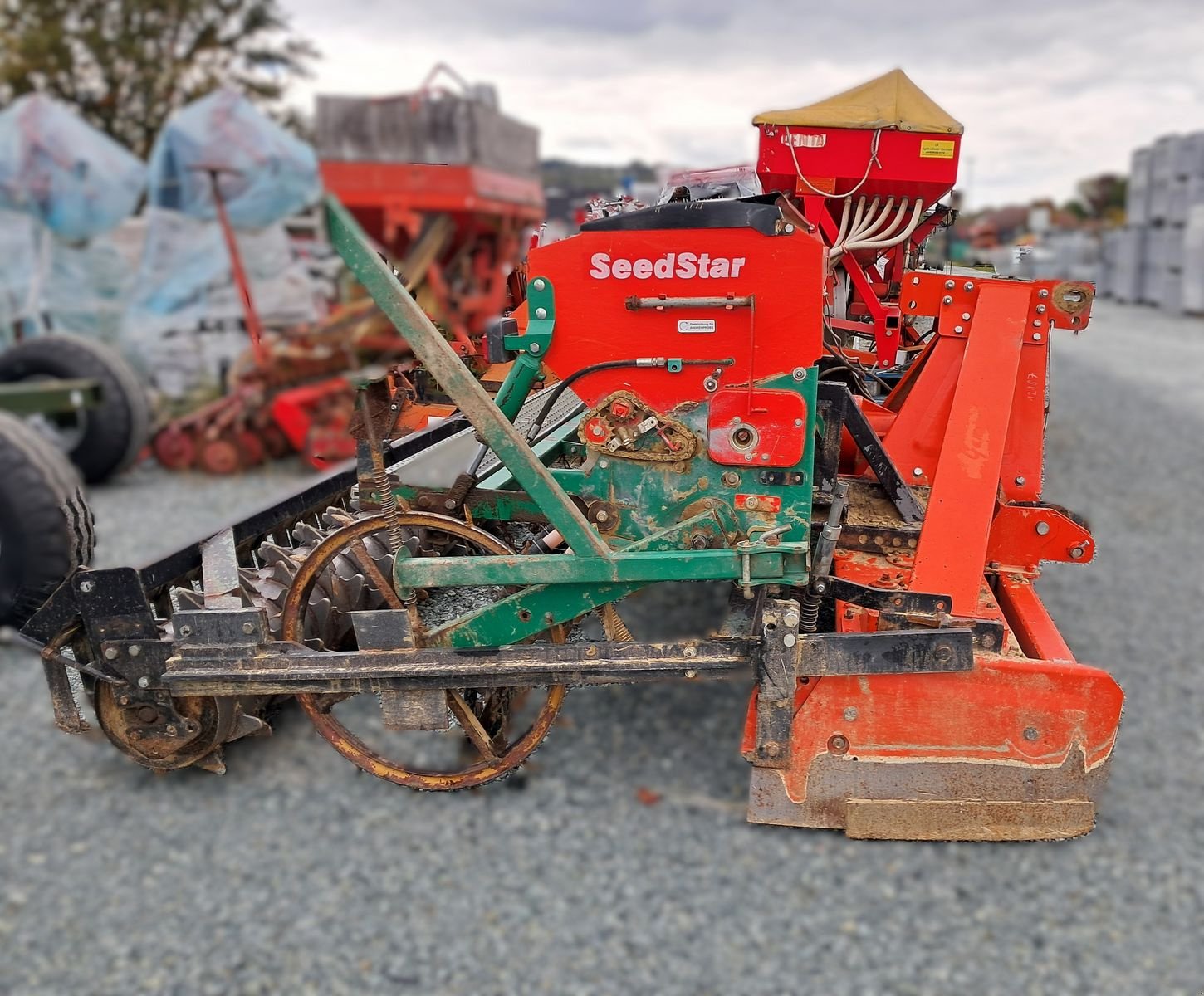 Kreiselegge del tipo Ortolan Kreiselegge Ortolan + Anbaudrillmaschine Regent, Gebrauchtmaschine In Strem (Immagine 3)