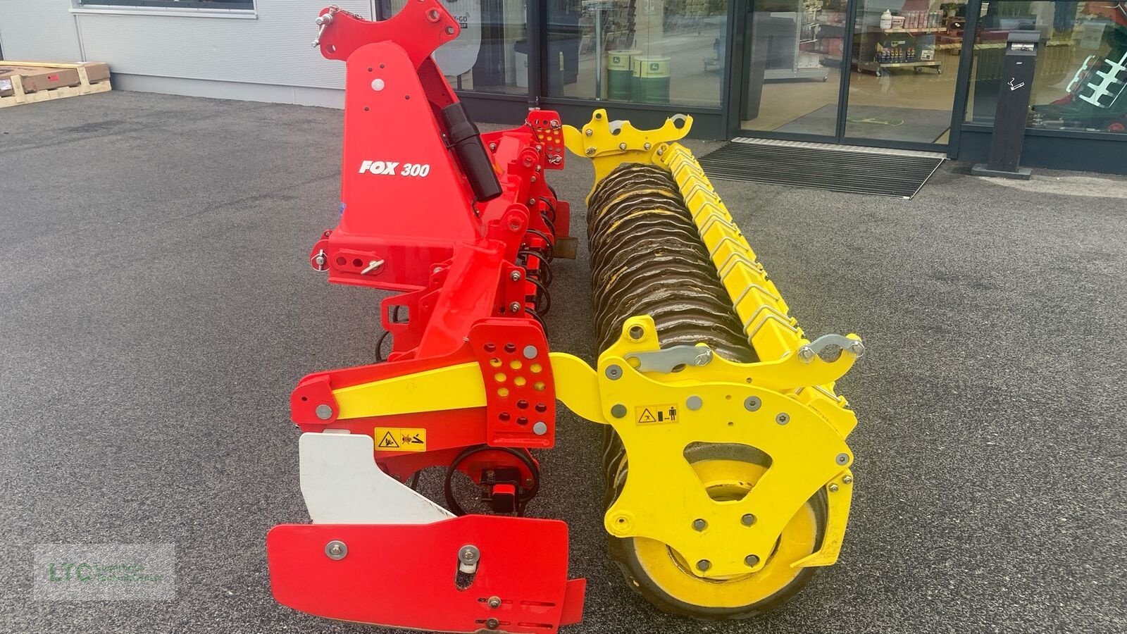 Kreiselegge des Typs Pöttinger Fox 300, Gebrauchtmaschine in Eggendorf (Bild 9)