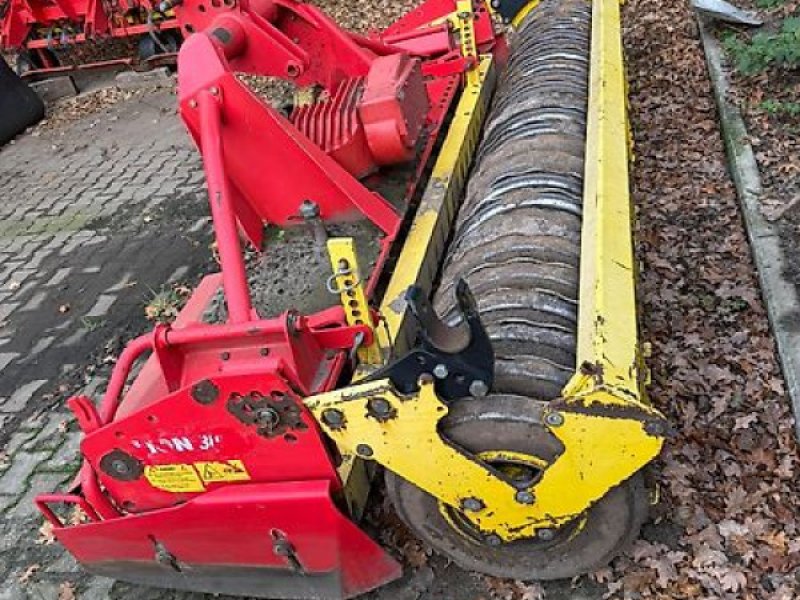 Kreiselegge des Typs Pöttinger Lion 301, Gebrauchtmaschine in Ostercappeln (Bild 1)