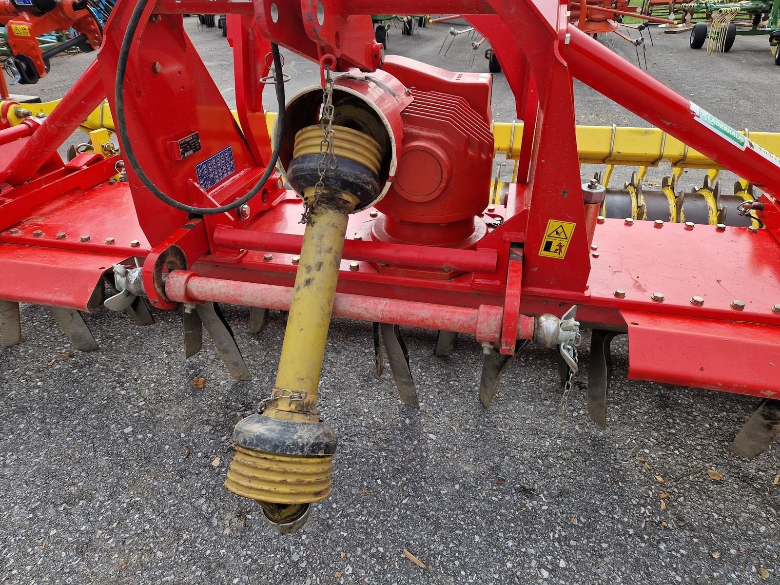 Kreiselegge des Typs Pöttinger LION  301, Gebrauchtmaschine in Grünbach (Bild 8)