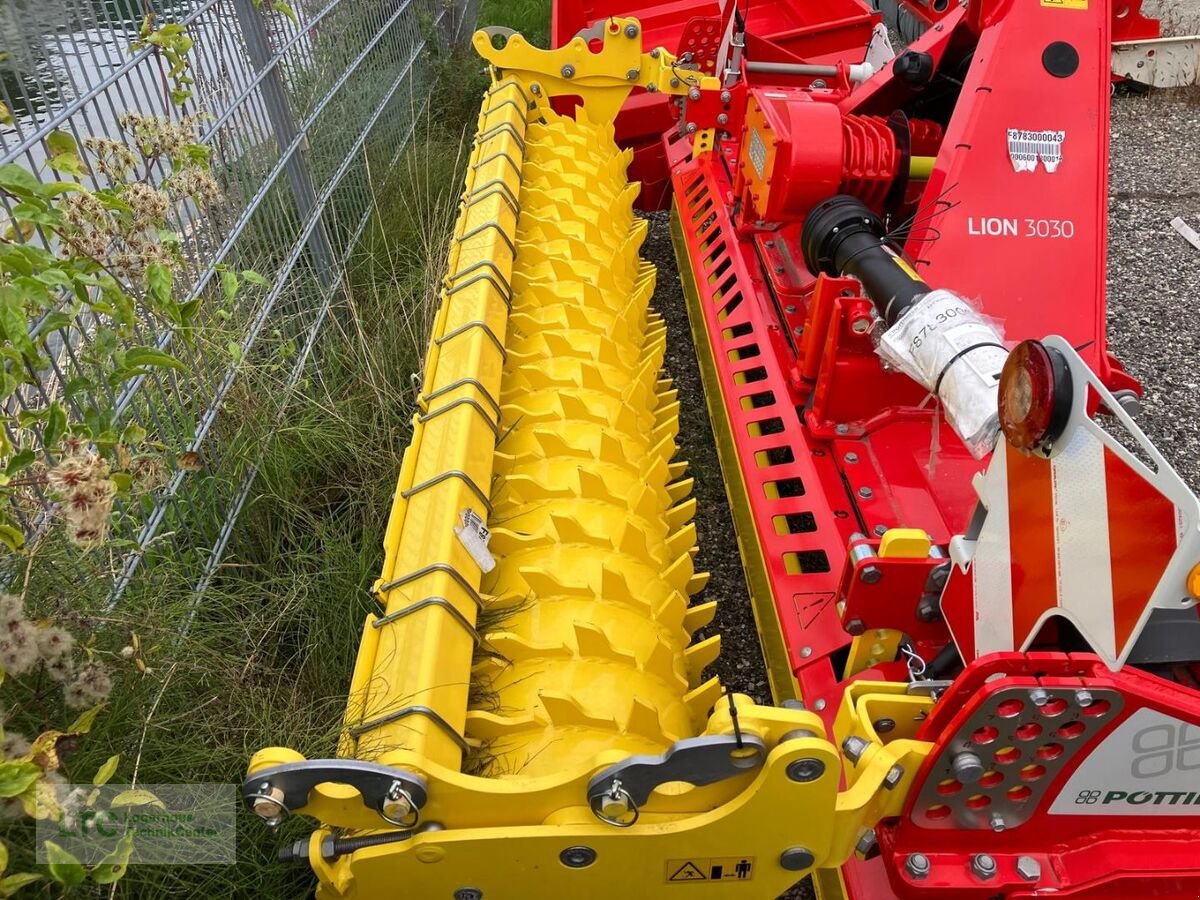 Kreiselegge des Typs Pöttinger Lion 3030, Neumaschine in Herzogenburg (Bild 7)