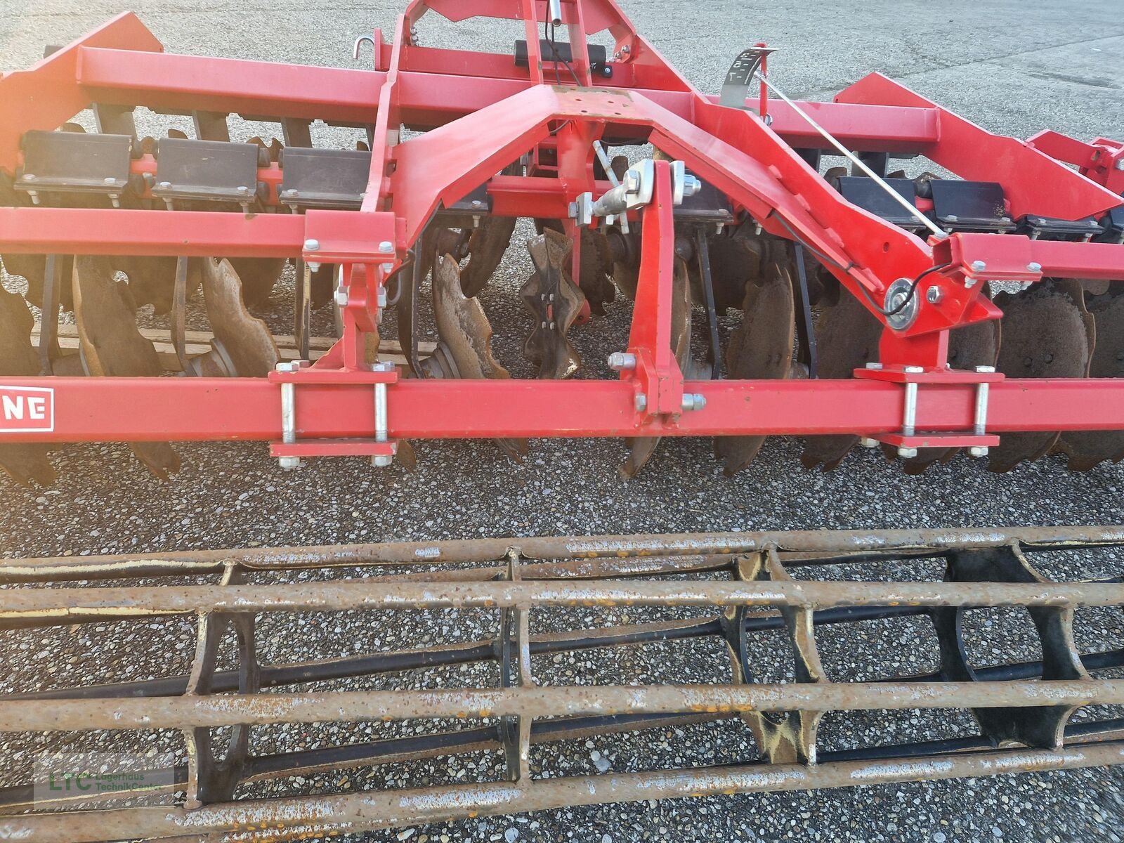 Kreiselegge of the type Quivogne Diskator 300, Vorführmaschine in Korneuburg (Picture 9)