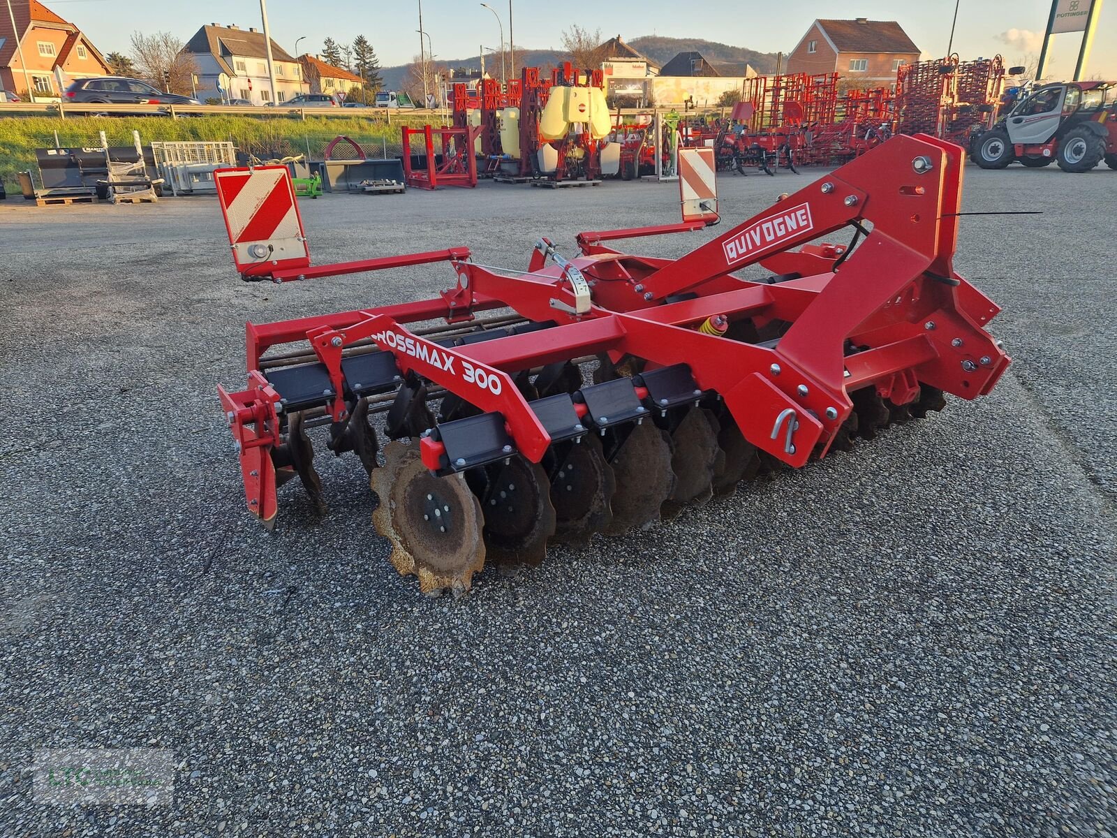 Kreiselegge des Typs Quivogne Diskator 300, Vorführmaschine in Korneuburg (Bild 2)