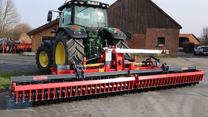 Kreiselegge of the type Quivogne MEKFOLD 240-600 Hydro Plus, Hydr. Tiefenverstellung, hydr. Planierschienenverstellung, Walterscheid Gelenkwelle mit Nockenschaltkupplung, 550mm Zahnpackerwalze--, Neumaschine in Ennigerloh (Picture 2)