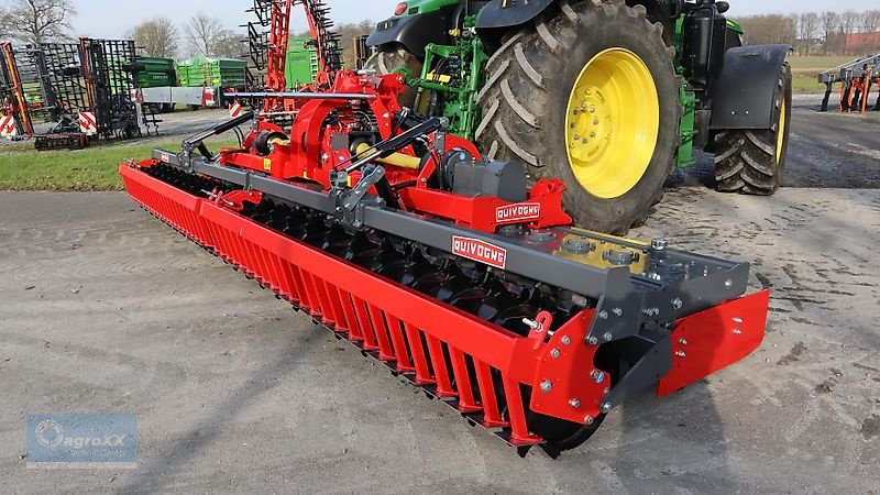Kreiselegge of the type Quivogne MEKFOLD 240-600 Hydro Plus, Hydr. Tiefenverstellung, hydr. Planierschienenverstellung, Walterscheid Gelenkwelle mit Nockenschaltkupplung, 550mm Zahnpackerwalze--, Neumaschine in Ennigerloh (Picture 5)