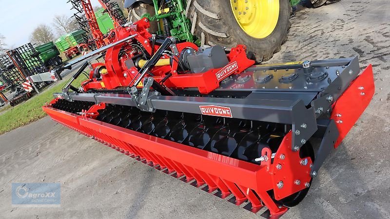 Kreiselegge of the type Quivogne MEKFOLD 240-600 Hydro Plus, Hydr. Tiefenverstellung, hydr. Planierschienenverstellung, Walterscheid Gelenkwelle mit Nockenschaltkupplung, 550mm Zahnpackerwalze--, Neumaschine in Ennigerloh (Picture 9)