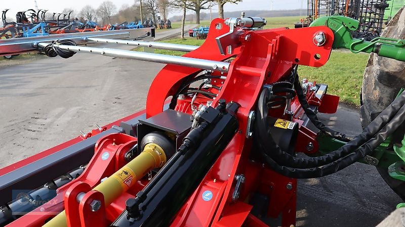 Kreiselegge of the type Quivogne MEKFOLD 240-600 Hydro Plus, Hydr. Tiefenverstellung, hydr. Planierschienenverstellung, Walterscheid Gelenkwelle mit Nockenschaltkupplung, 550mm Zahnpackerwalze--, Neumaschine in Ennigerloh (Picture 10)