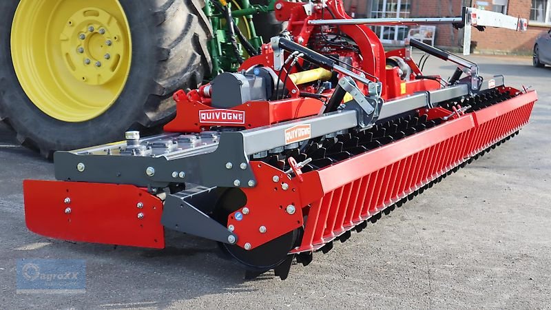 Kreiselegge of the type Quivogne MEKFOLD 240-600 Hydro Plus, Hydr. Tiefenverstellung, hydr. Planierschienenverstellung, Walterscheid Gelenkwelle mit Nockenschaltkupplung, 550mm Zahnpackerwalze--, Neumaschine in Ennigerloh (Picture 14)