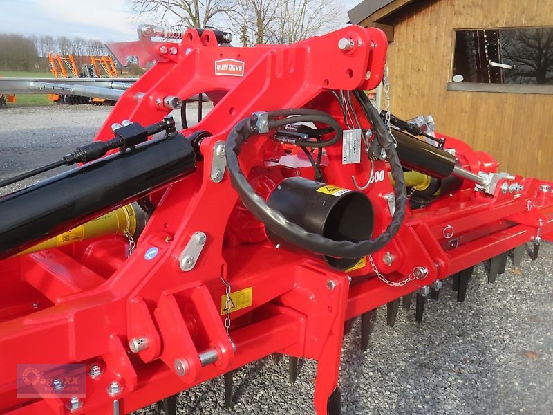Kreiselegge des Typs Quivogne MEKFOLD 260-600, Walterscheid Gelenkwelle mit Nockenschaltkupplung, 500mm Zahnpackerwalze, Neumaschine in Ennigerloh (Bild 18)
