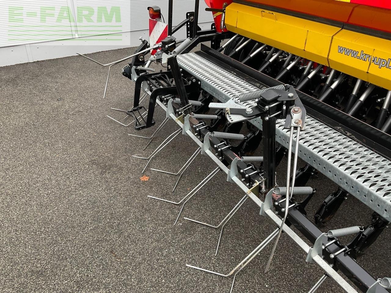 Kreiselegge des Typs Regent Orbit- M 3000 und Vitasem 300 Drillmaschine, Gebrauchtmaschine in REDLHAM (Bild 23)