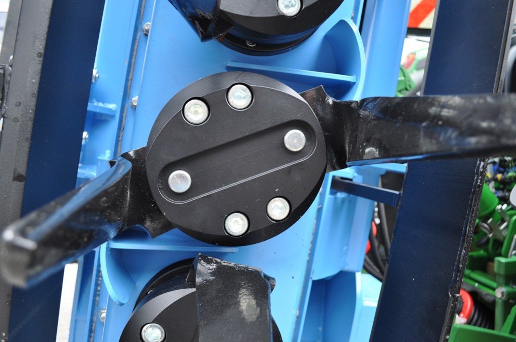 Kreiselegge Türe ait Sonstige ADLER 5000, Neumaschine içinde Grolley (resim 3)