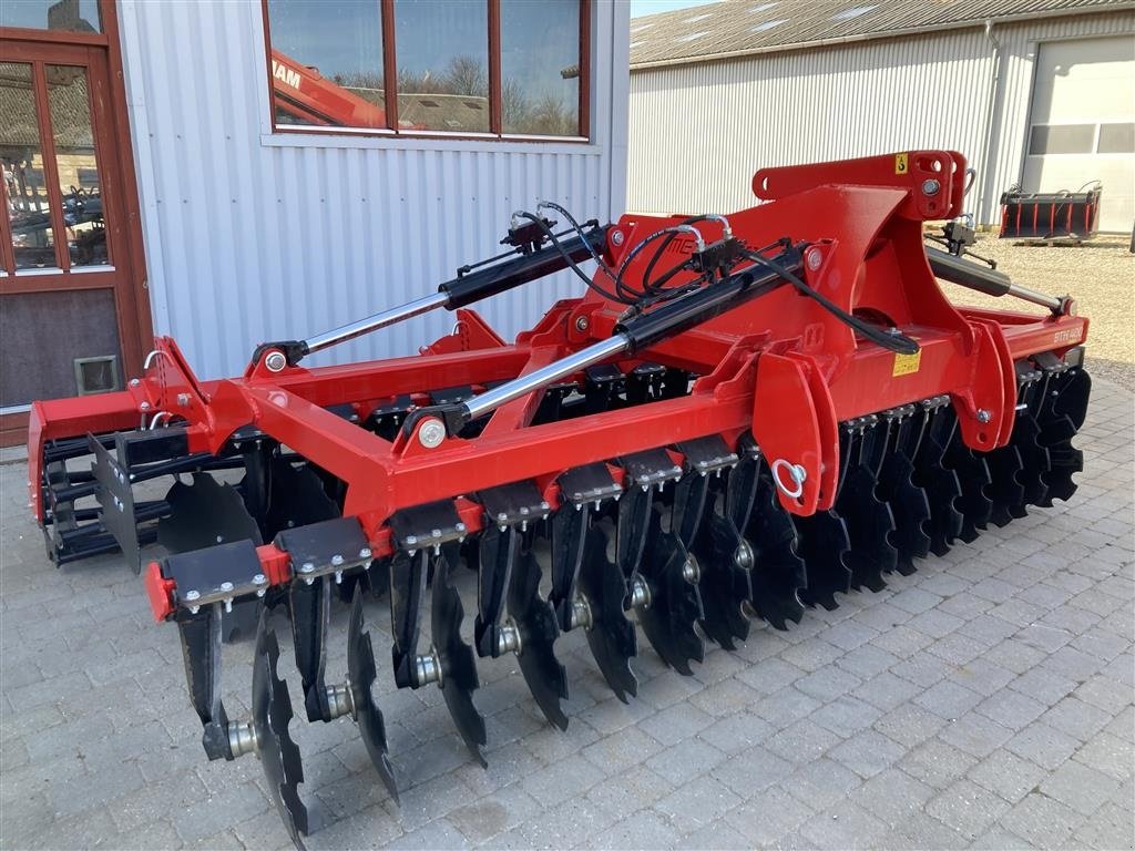 Kreiselegge des Typs Sonstige BTH 400, Gebrauchtmaschine in Svenstrup J (Bild 2)