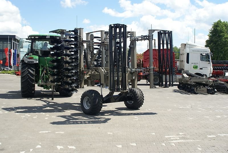 Kreiselegge of the type Sonstige Hydr. Scheibenegge / hydraulic disc harrow, Neumaschine in Michałowo (Picture 5)