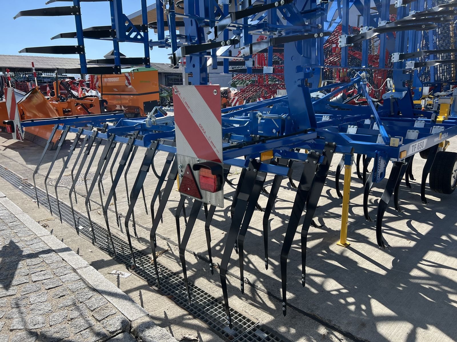 Kreiselegge typu Treffler Treffler TF650 Präzisions-Federzahnegge, Gebrauchtmaschine v Burgkirchen (Obrázek 12)