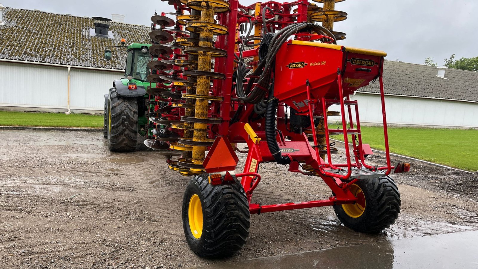 Kreiselegge del tipo Väderstad Carrier CRXL 525 + BDA 360 Seed Drill, Gebrauchtmaschine In Borre (Immagine 2)