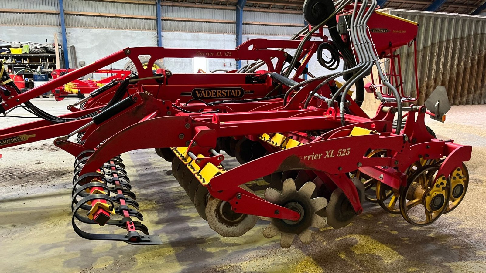 Kreiselegge del tipo Väderstad Carrier CRXL 525 + BDA 360 Seed Drill, Gebrauchtmaschine In Borre (Immagine 5)