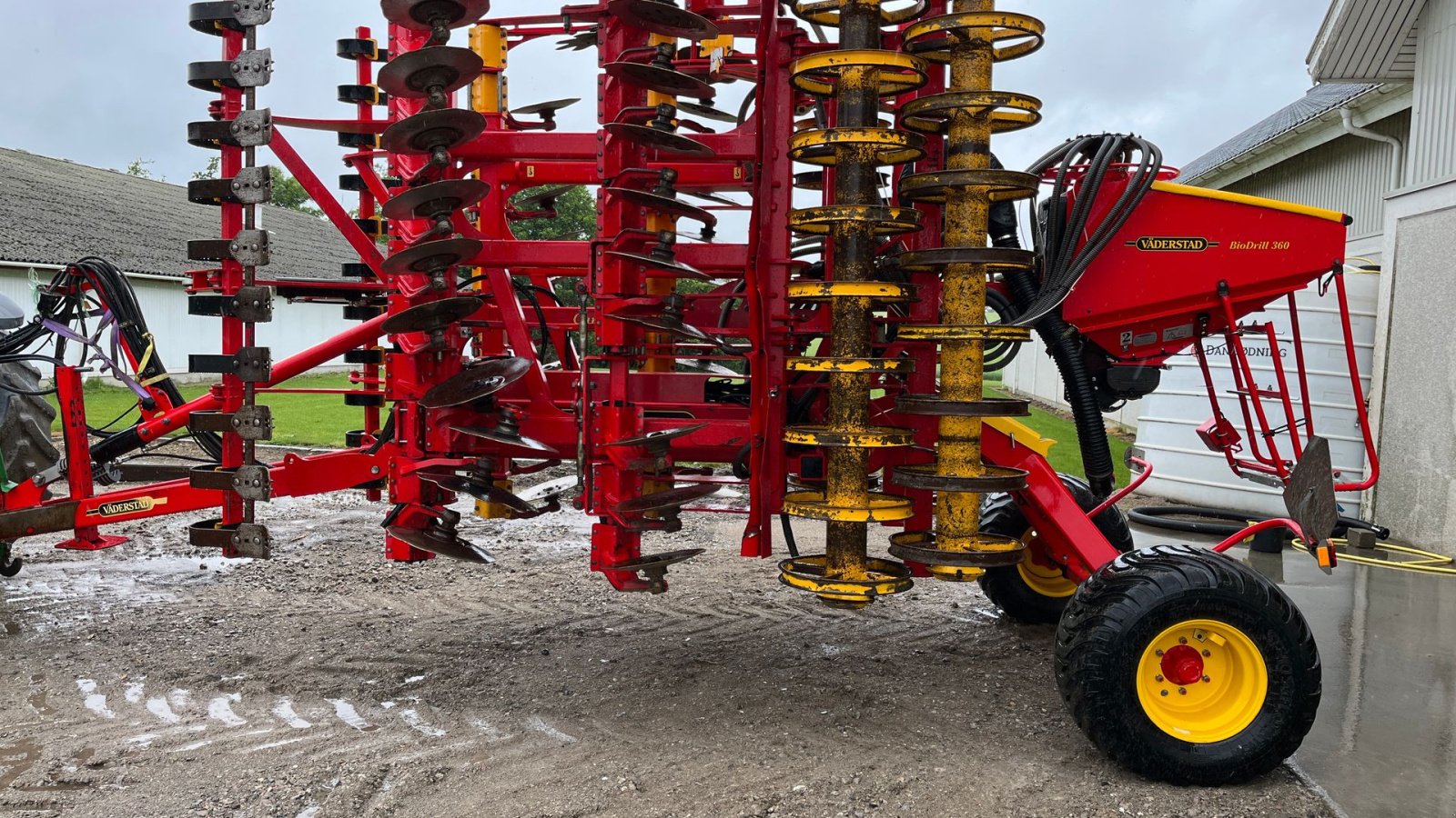 Kreiselegge del tipo Väderstad Carrier CRXL 525 + BDA 360 Seed Drill, Gebrauchtmaschine In Borre (Immagine 1)