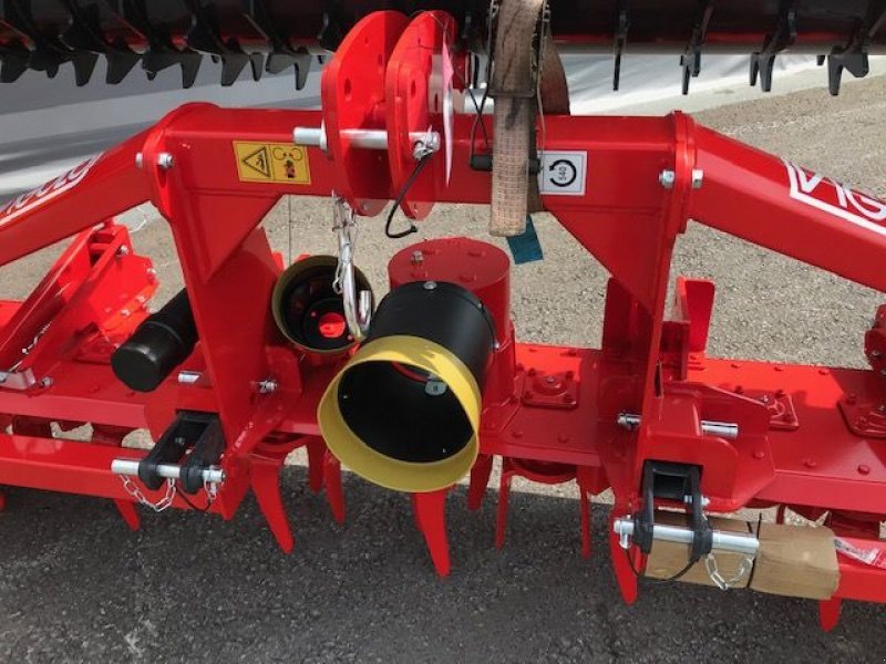 Kreiselegge des Typs Vigolo Kreiselegge EN-PLUS 300 Packerwalze, Neumaschine in Tamsweg (Bild 2)