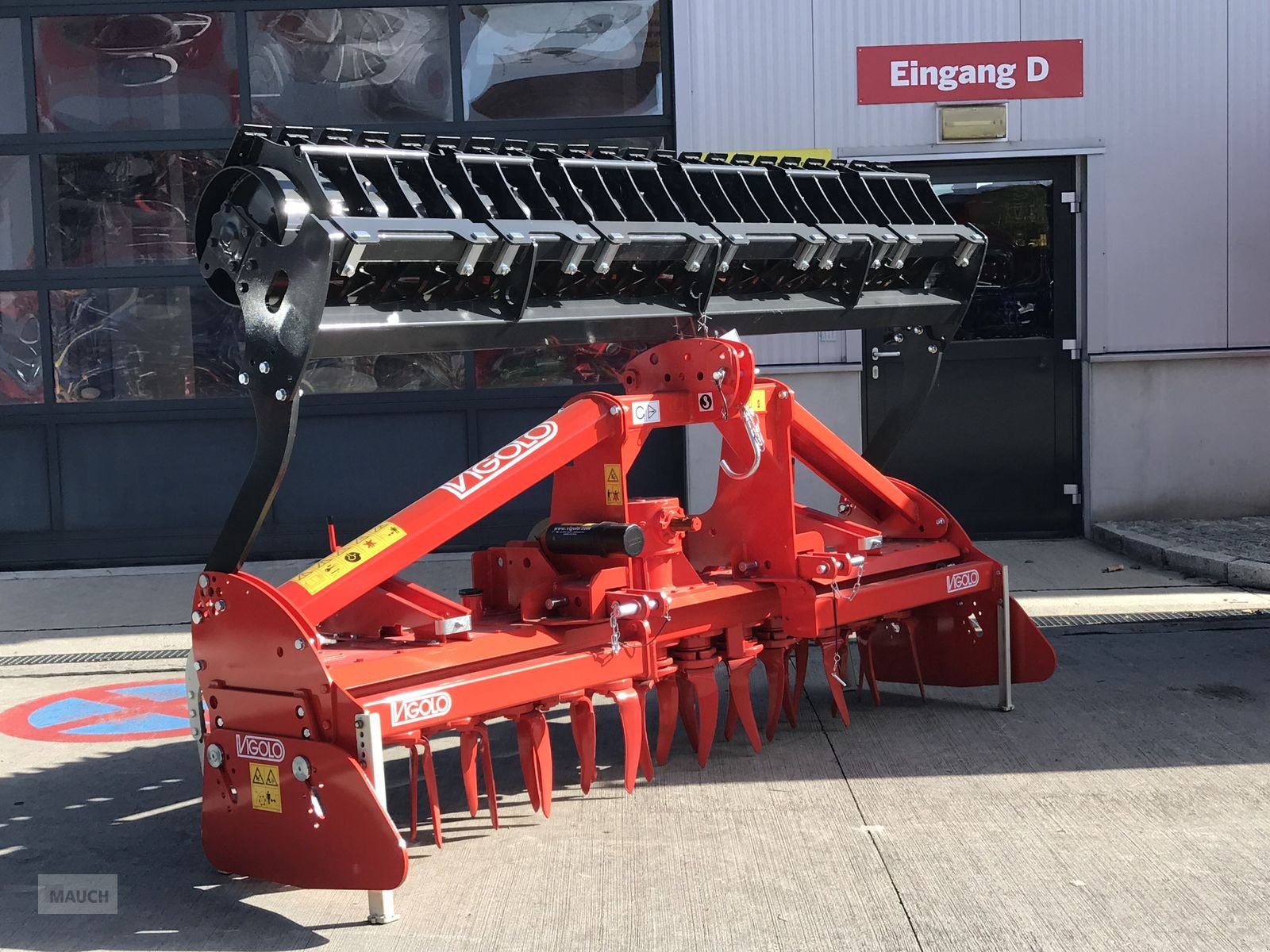 Kreiselegge des Typs Vigolo VX 300 mit Packerwalze, Neumaschine in Burgkirchen (Bild 1)