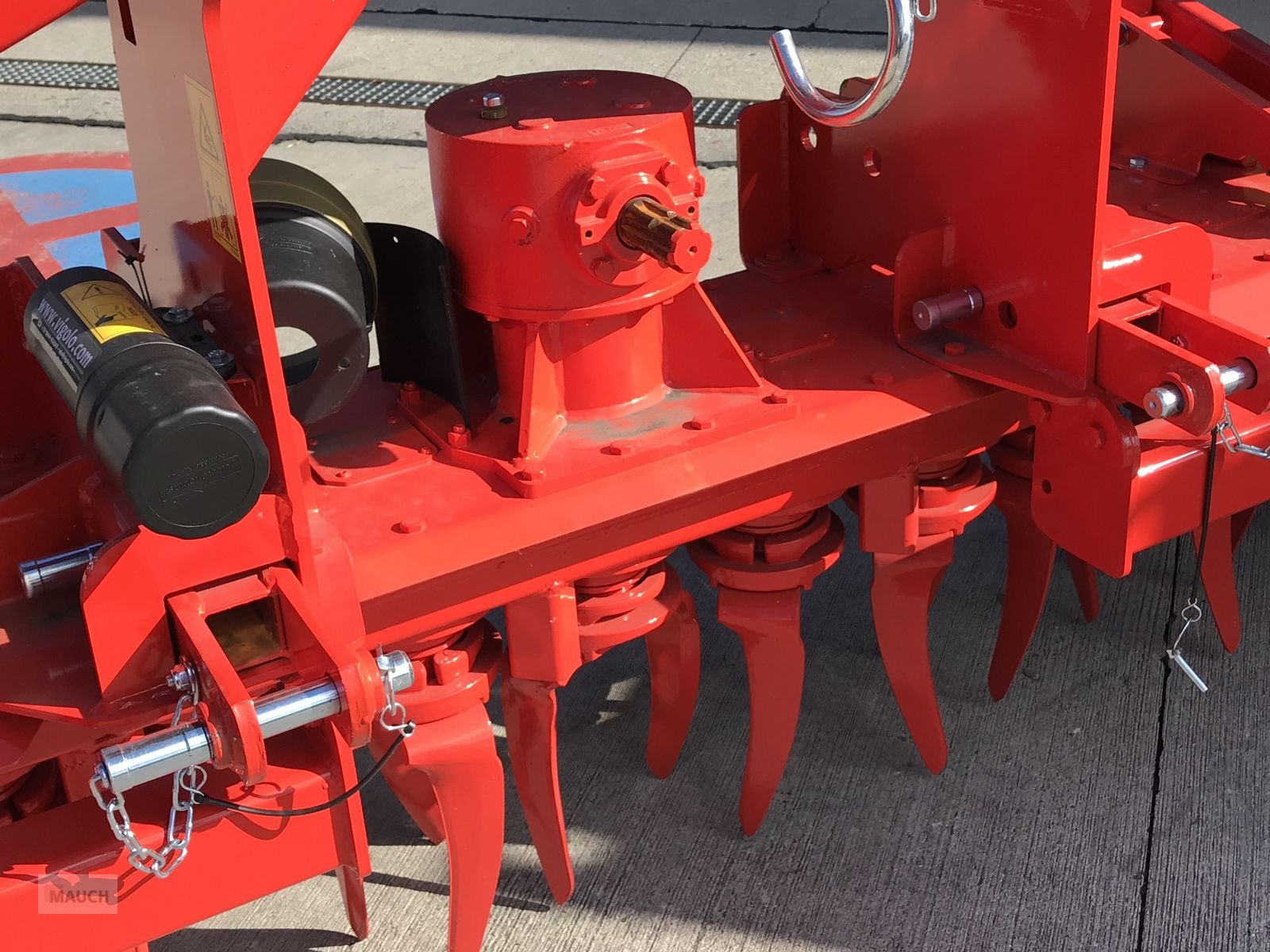 Kreiselegge des Typs Vigolo VX 300 mit Packerwalze, Neumaschine in Burgkirchen (Bild 11)