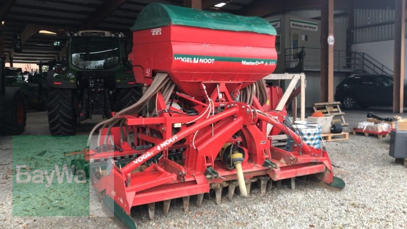 Kreiselegge del tipo Vogel & Noot KR 40 3000 + MasterDrill A300, Gebrauchtmaschine In Mindelheim (Immagine 1)