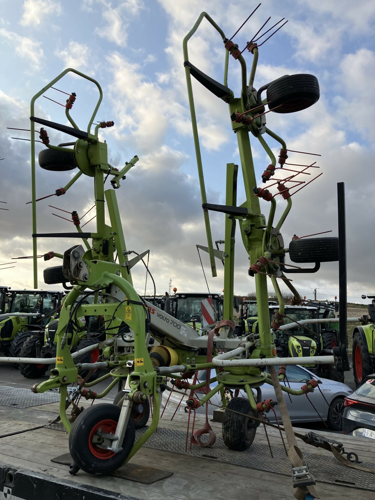 Kreiselheuer of the type CLAAS FANEUSE VOLTO 700, Gebrauchtmaschine in BLENDECQUES (Picture 3)