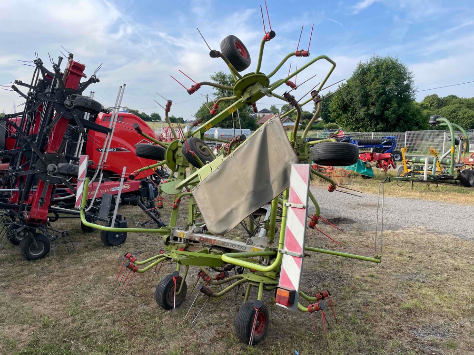 Kreiselheuer typu CLAAS Faneuse Volto 770 Claas, Gebrauchtmaschine v LA SOUTERRAINE (Obrázok 2)