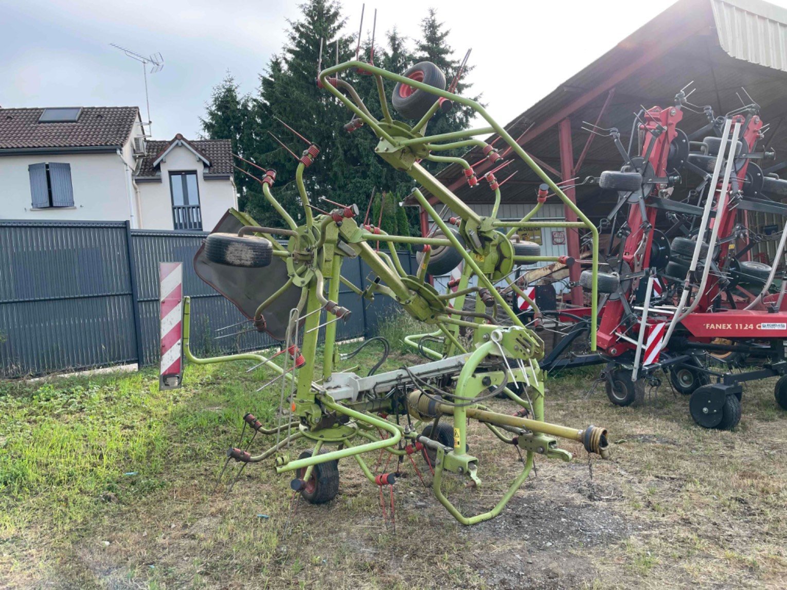 Kreiselheuer Türe ait CLAAS Faneuse Volto 770 Claas, Gebrauchtmaschine içinde LA SOUTERRAINE (resim 1)