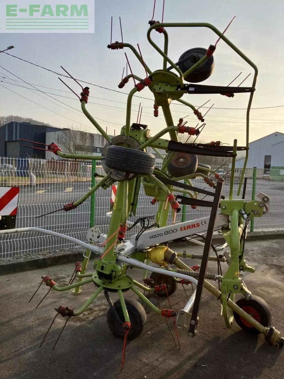 Kreiselheuer Türe ait CLAAS faneuse volto 800, Gebrauchtmaschine içinde BLENDECQUES (resim 2)