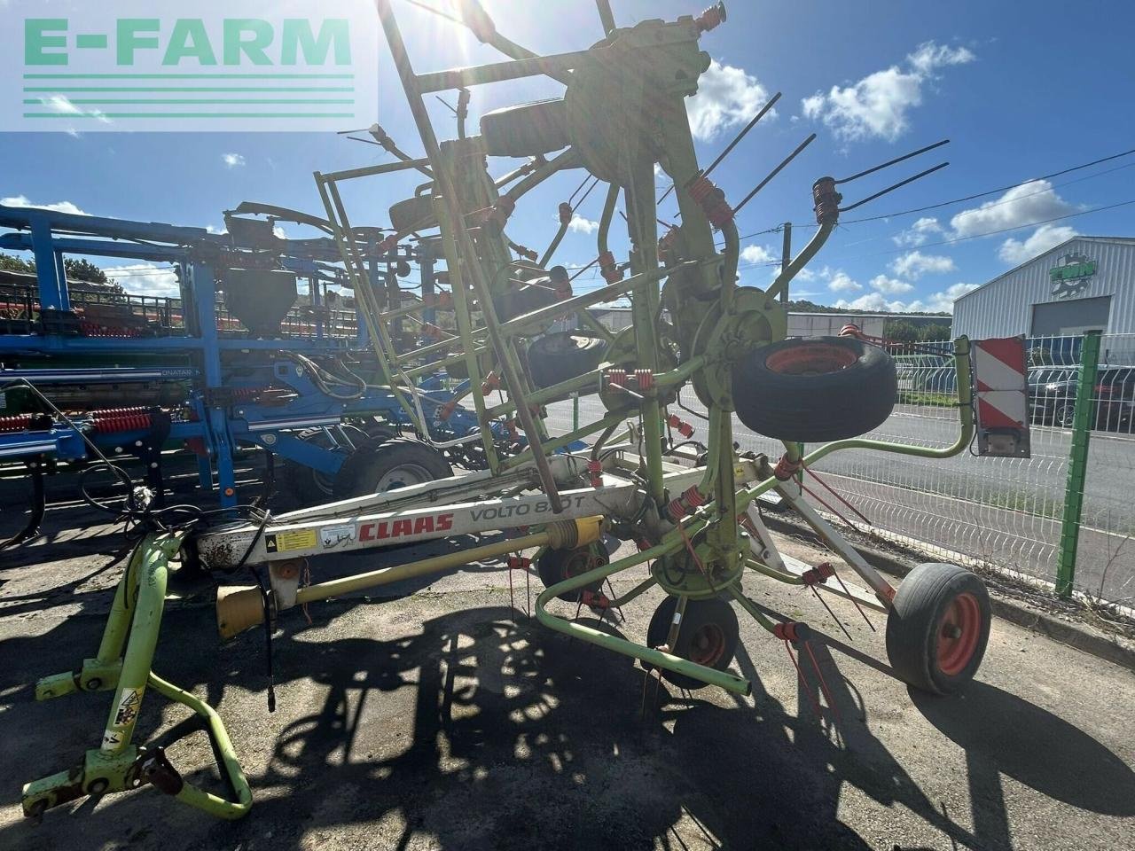 Kreiselheuer del tipo CLAAS faneuse volto 870t, Gebrauchtmaschine en BLENDECQUES (Imagen 2)