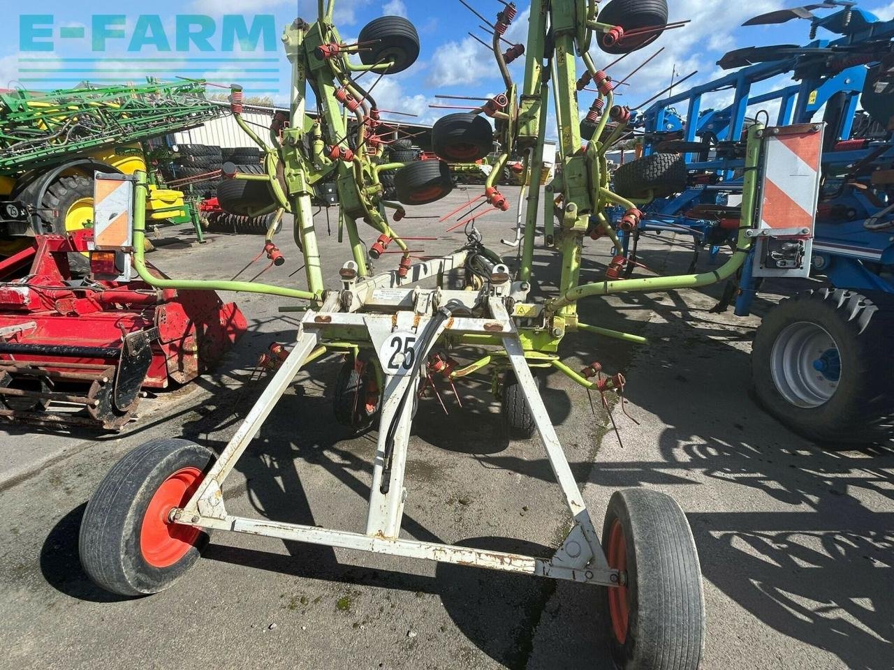 Kreiselheuer del tipo CLAAS faneuse volto 870t, Gebrauchtmaschine en BLENDECQUES (Imagen 7)