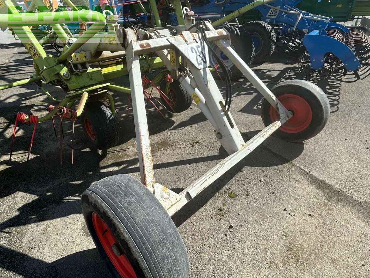 Kreiselheuer del tipo CLAAS faneuse volto 870t, Gebrauchtmaschine en BLENDECQUES (Imagen 11)