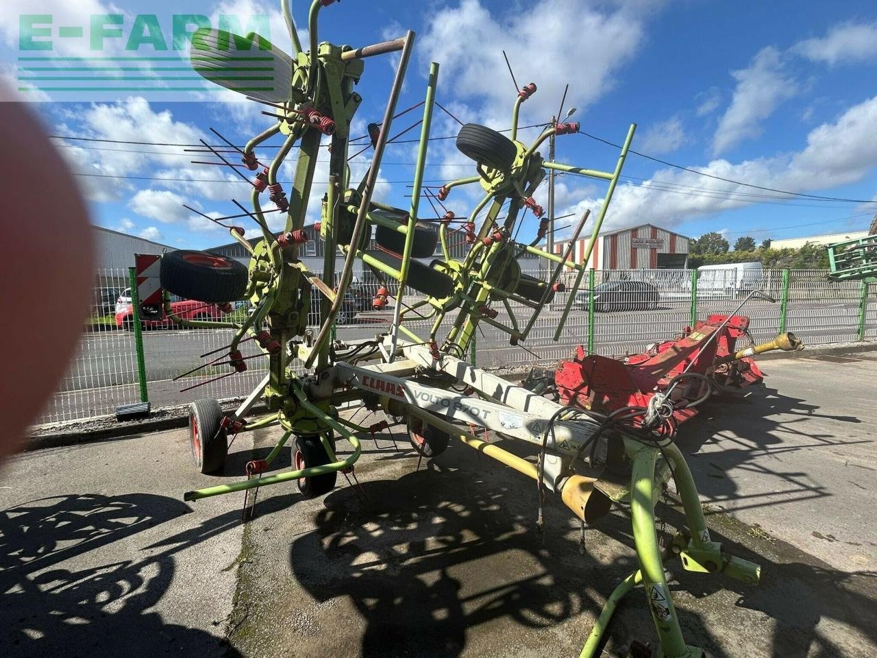 Kreiselheuer del tipo CLAAS faneuse volto 870t, Gebrauchtmaschine en BLENDECQUES (Imagen 3)