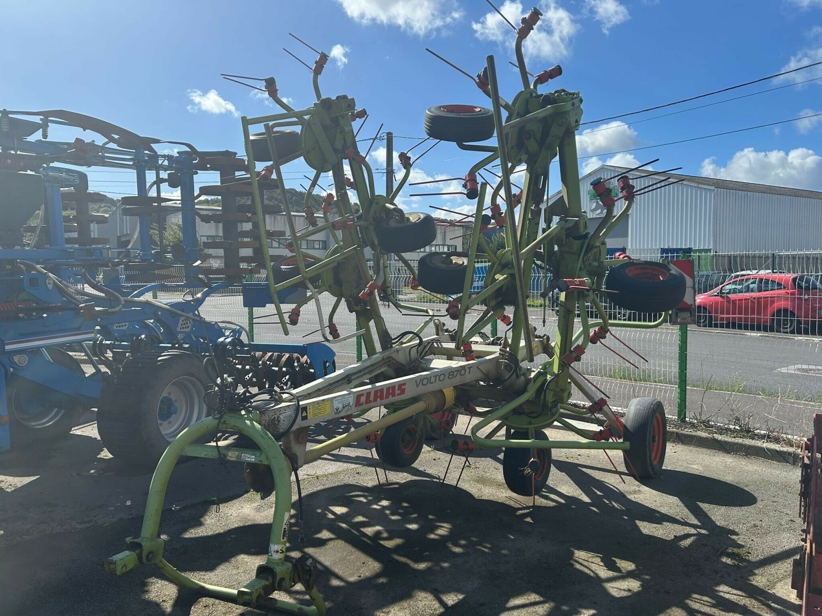 Kreiselheuer of the type CLAAS FANEUSE VOLTO 870T, Gebrauchtmaschine in BLENDECQUES (Picture 9)