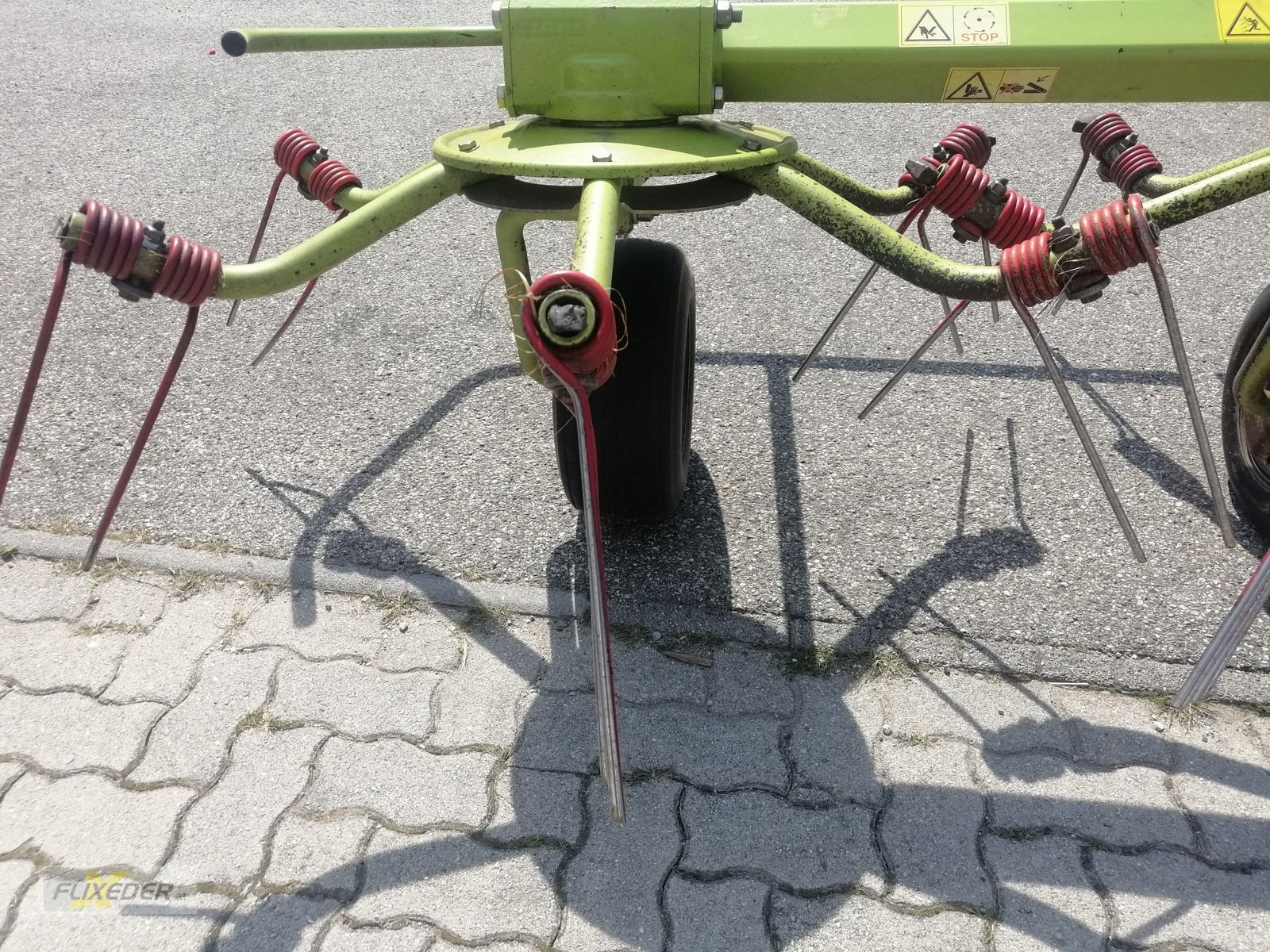 Kreiselheuer des Typs CLAAS Kreiselzetter Volto 870, Gebrauchtmaschine in Pattigham (Bild 4)