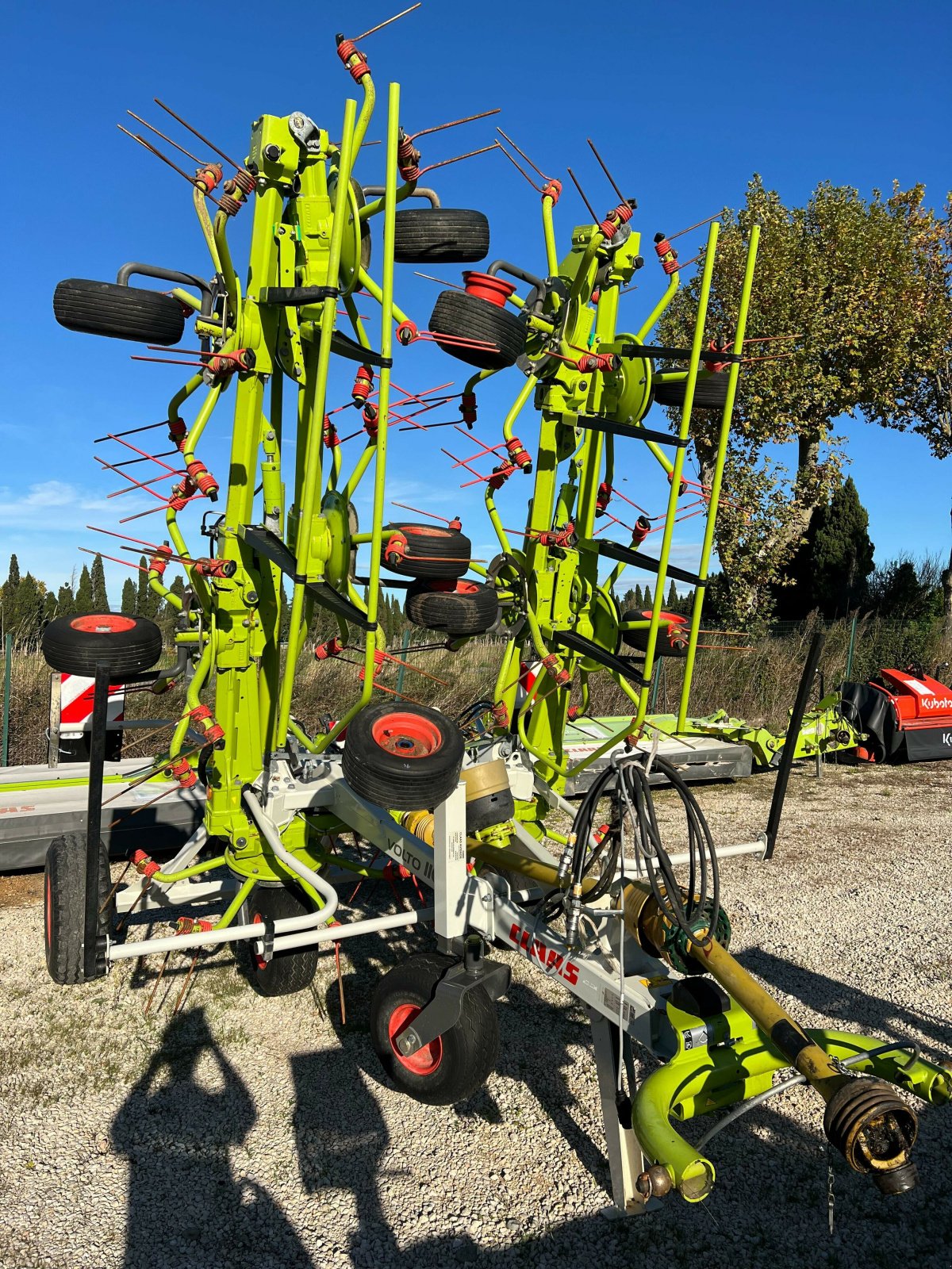 Kreiselheuer des Typs CLAAS VOLTO 1100 T, Gebrauchtmaschine in SAINT ANDIOL (Bild 1)