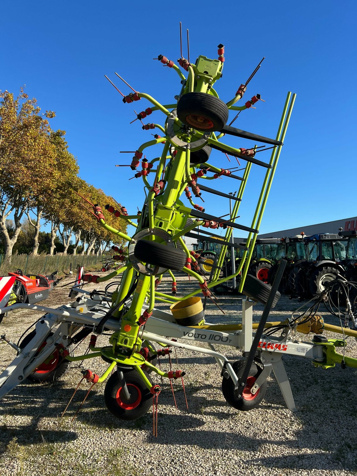 Kreiselheuer des Typs CLAAS VOLTO 1100 T, Gebrauchtmaschine in SAINT ANDIOL (Bild 3)