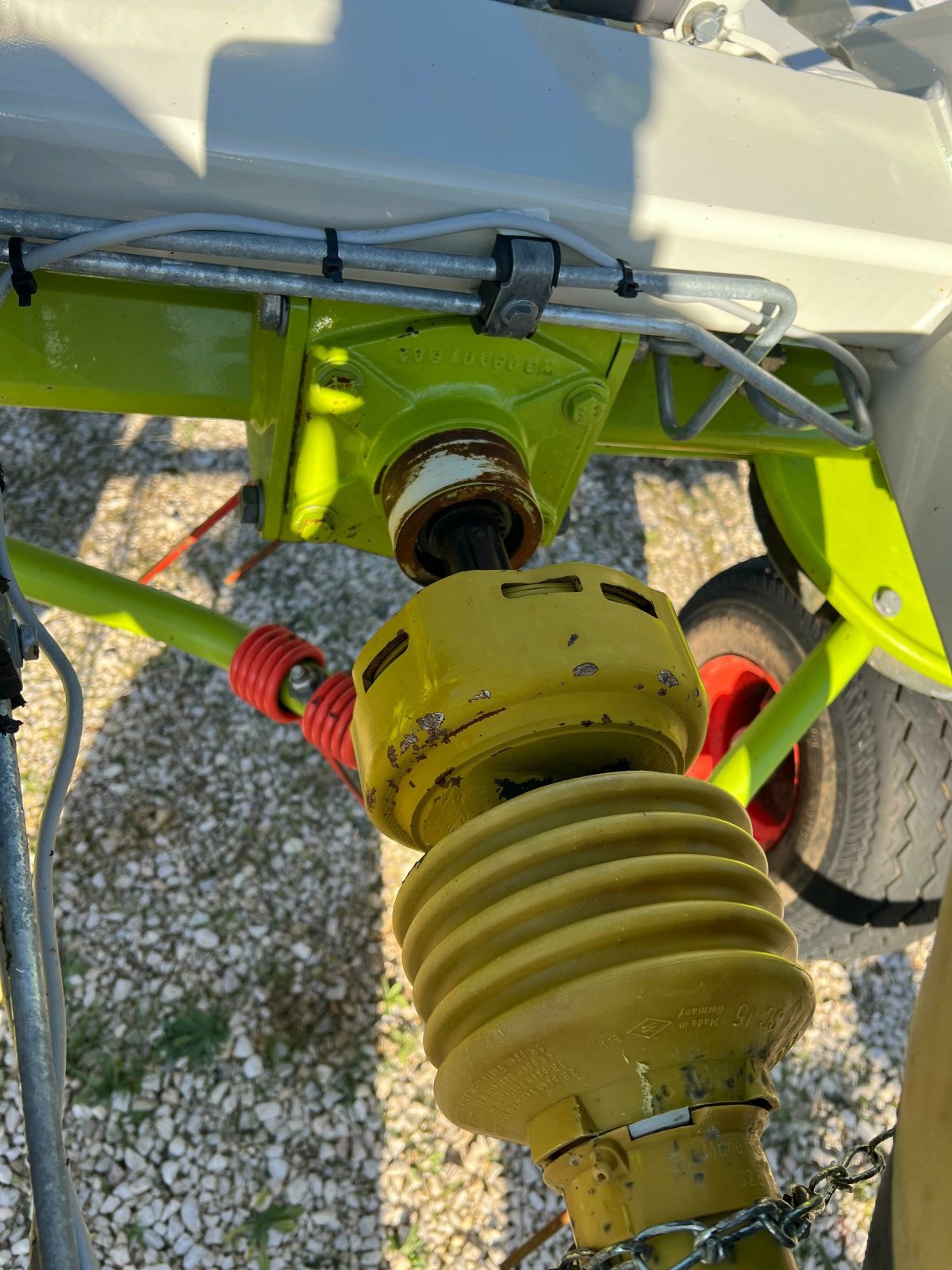 Kreiselheuer des Typs CLAAS VOLTO 1100 T, Gebrauchtmaschine in SAINT ANDIOL (Bild 5)