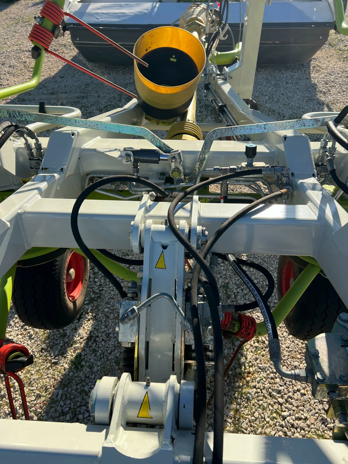 Kreiselheuer des Typs CLAAS VOLTO 1100 T, Gebrauchtmaschine in SAINT ANDIOL (Bild 9)